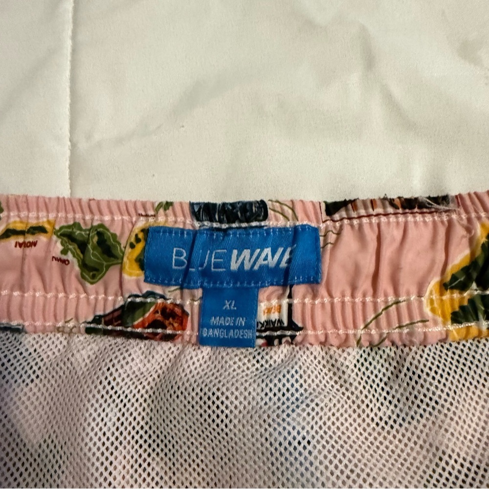 Blue Wave Men’s XL Pink Hawaiian Postcard Print Swim Trunks Mesh Lined - Picture 3 of 3